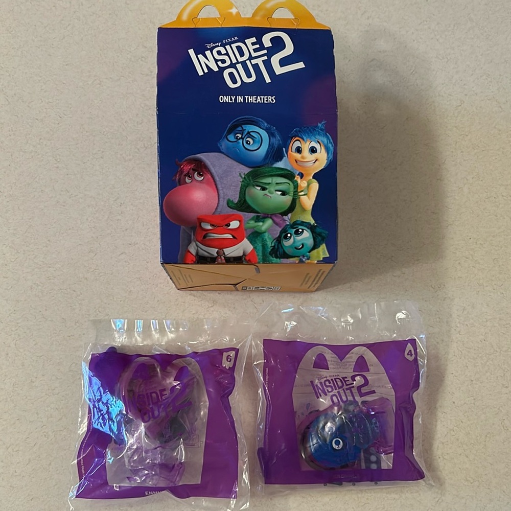 Disney Pixar Inside Out 2 Sadness & Ennui  Figurines NWT Happy Meal McDonald's 💜